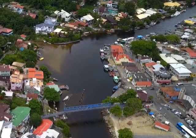 Canal da Barra da Lagoa em Florianópolis